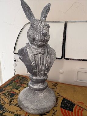 Rustic Gray Bunny Bust Sculpture - Home Art Decor